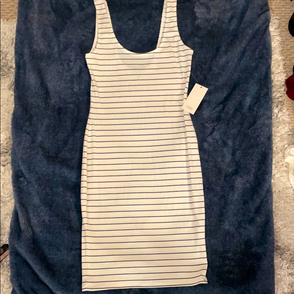 Ribbed midi dress (white w black stripes)